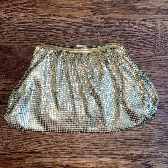 Vtg 50s/60s Whiting & Davis gold metal mesh evening bag - Picture 4 of 8